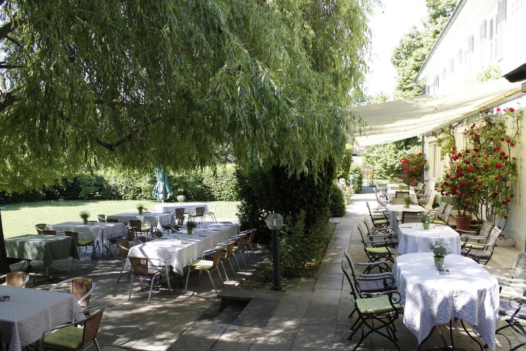 Hotel Landgut Burg Gmbh Weinstadt Ngoại thất bức ảnh